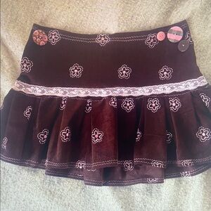 Floral Embroidered Skirt - Brown